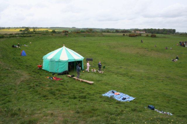 tentandearthcircle.jpg