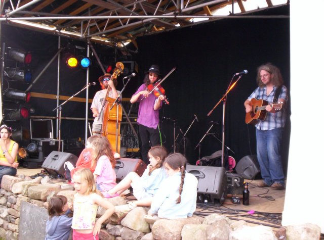 wierdstringband.jpg